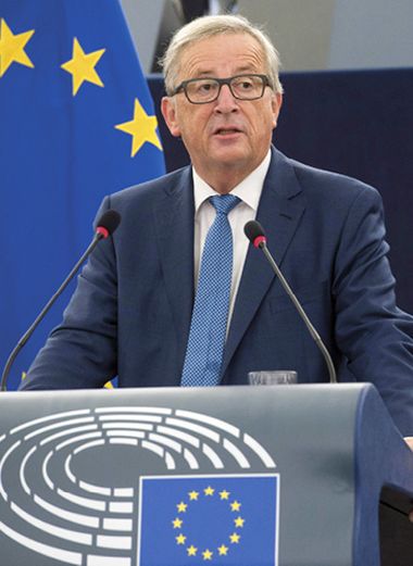 Grianghraf: Jean-Claude Juncker, Uachtarán an Choimisiúin Eorpaigh, ag tabhairt óráid Staid an Aontais 2016 uaidh i bParlaimint na hEorpa in Strasbourg na Fraince, an 14 Meán Fómhair 2016. © An tAontas Eorpach