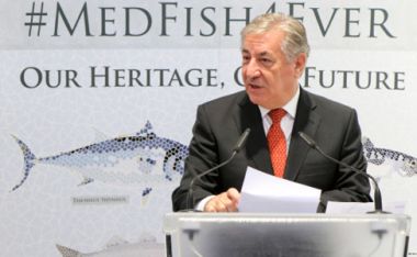 Image: O comissário Karmenu Vella por ocasião do lançamento da iniciativa MedFish4Ever, em 27 de abril de 2016, em Bruxelas. © European Union