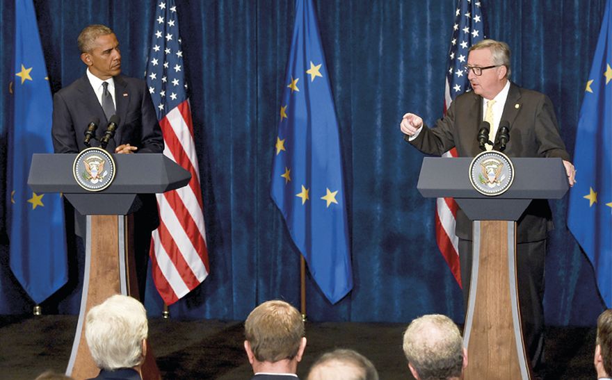 Bild: Barack Obama, Präsident der Vereinigten Staaten, und Jean-Claude Juncker, Präsident der Europäischen   Kommission, geben auf dem NATO-Gipfel eine gemeinsame Pressekonferenz. Warschau (Polen), 
8. Juli 2016. © Europäische Union