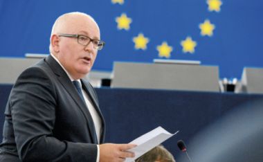 Kuva: Komission ensimmäinen varapuheenjohtaja Frans Timmermans 13. syyskuuta 2016 Euroopan parlamentissa Strasbourgissa Ranskassa puhumassa Puolan tapahtumista ja niiden vaikutuksesta perusoikeuksiin. © Euroopan unioni