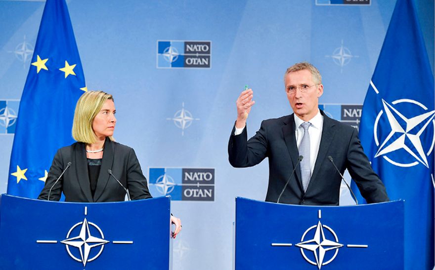 Image: High Representative/Commission Vice-President Federica Mogherini and Jens Stoltenberg, Secretary General of NATO, give a joint press conference following the meeting of NATO Ministers for Foreign Affairs, Brussels, 6 December 2016. © NATO/OTAN