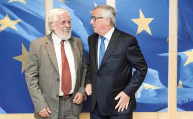 Kuva: Euroopan komission puheenjohtaja Jean-Claude Juncker (oik.) isännöi Euroopan talous- ja sosiaalikomitean puheenjohtajan Georges Dassisin vierailua komissioon Brysselissä 26. syyskuuta 2016. © Euroopan unioni