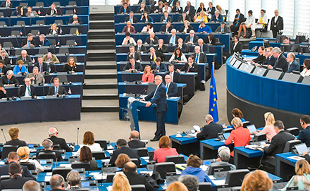 Jean-Claude Juncker, président de la Commission européenne, tient son discours sur l'état de l'Union au Parlement européen, à Strasbourg, en France, le 13 septembre 2017.