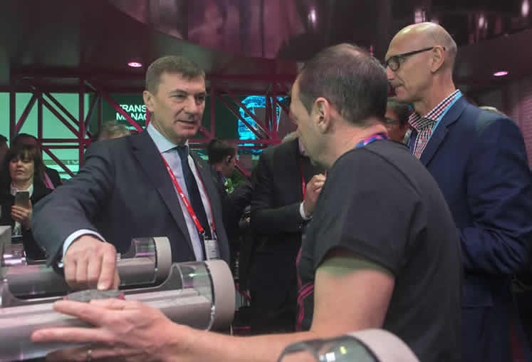 Image: Commission Vice-President Andrus Ansip visits an exhibition stand during the Mobile World Congress in Barcelona, Spain, 27 February 2018. © European Union