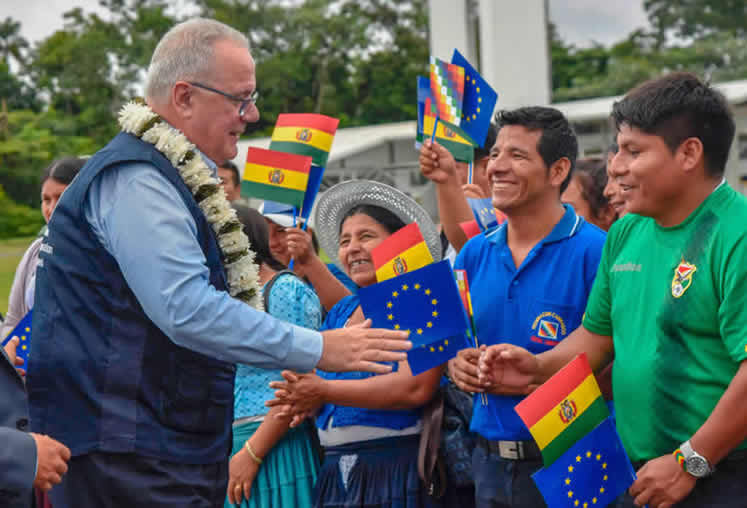 Image: Commissioner Neven Mimica during a visit to the Chapare Region of Bolivia, 4 May 2018. © European Union